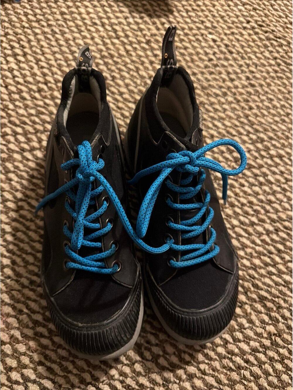 Bogs Sneaker Boots Womens Size 8